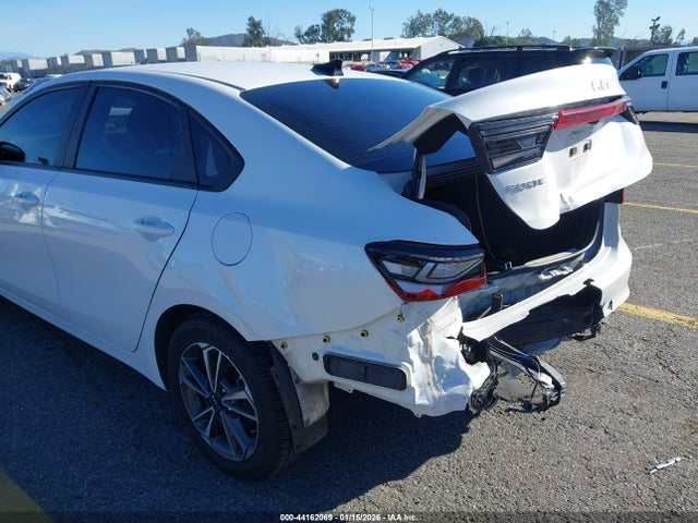 3KPF24AD0RE771589 KIA Forte Lxs