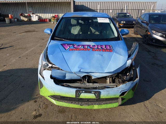 JTDKARFU1J3057022 Toyota Prius Three