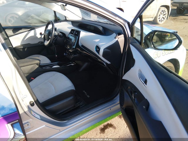 JTDKARFU1J3057022 Toyota Prius Three
