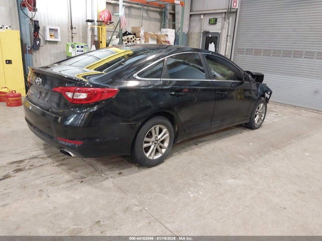 Hyundai SONATA SE 2016 5NPE24AF3GH310490 Image 4