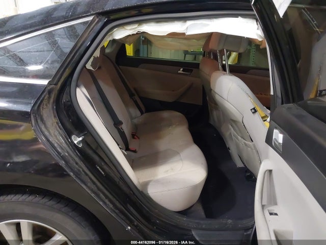 Hyundai SONATA SE 2016 5NPE24AF3GH310490 Image 8