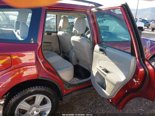Продаж на аукціоні авто 2012 Subaru Forester 2.5x, vin: JF2SHABC8CH449335, номер лоту: 44162099