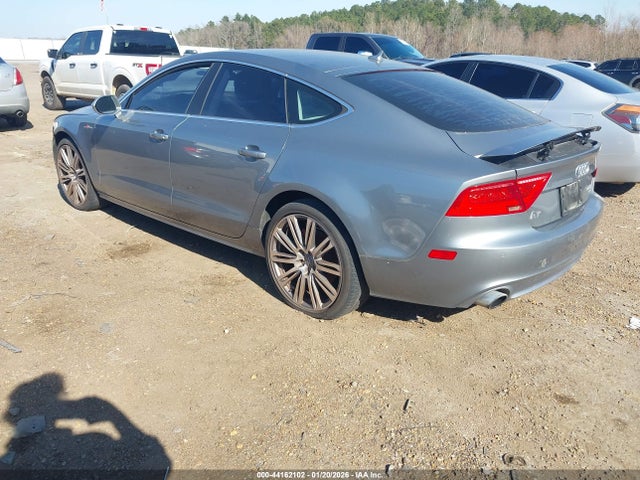 2013 AUDI A7 WAUYGAFC0DN016078 Photo 2