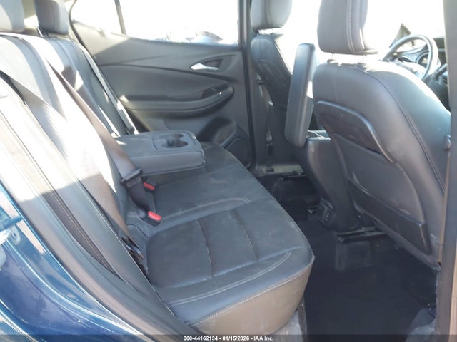 44162134 :رقم المزاد ، KL4MMGSL1MB053638 vin ، 2021 Buick Encore Gx Awd Essence مزاد بيع