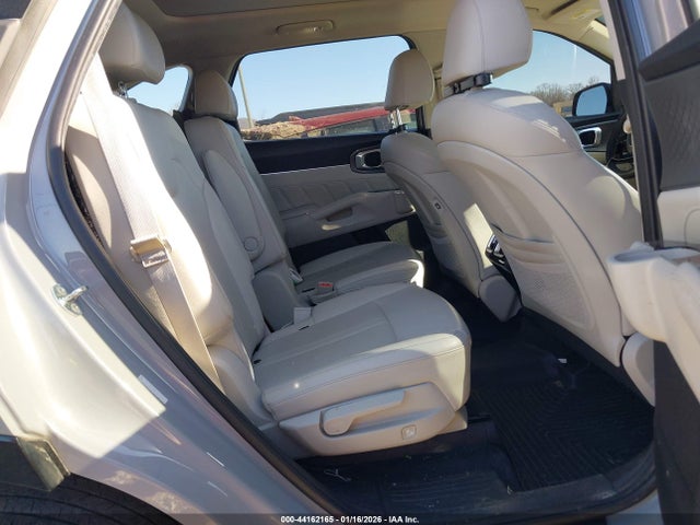 5XYRKDLF5NG134948 KIA SORENTO SX