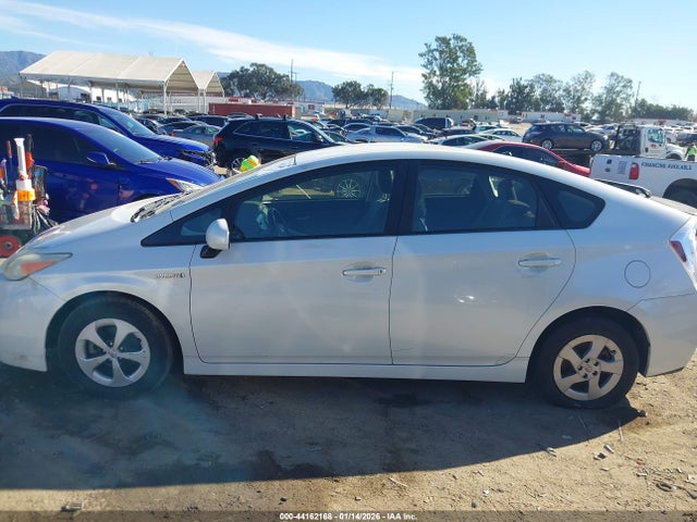 Toyota Prius Two 2015 JTDKN3DU0F1949558 Image 15