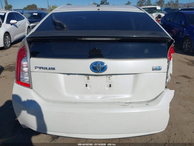 Toyota Prius Two 2015 JTDKN3DU0F1949558 Image 17