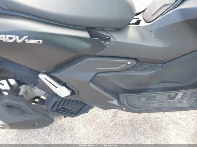 Honda Adv160 A 2025 MLHKF5459S5100904 Image 8