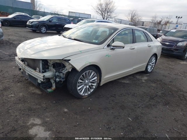 3LN6L2G93ER808038 Lincoln MKZ