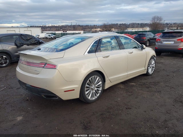 3LN6L2G93ER808038 Lincoln MKZ