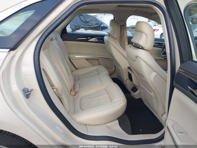 3LN6L2G93ER808038 Lincoln MKZ