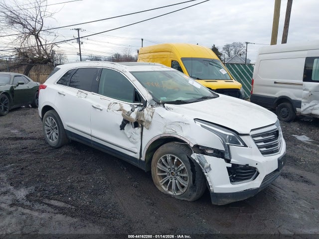 2017 CADILLAC XT5 1GYKNBRS6HZ309788 Photo 5