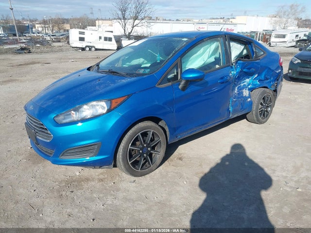 Ford FIESTA SE 2017 3FADP4BJ1HM136890 Image 2