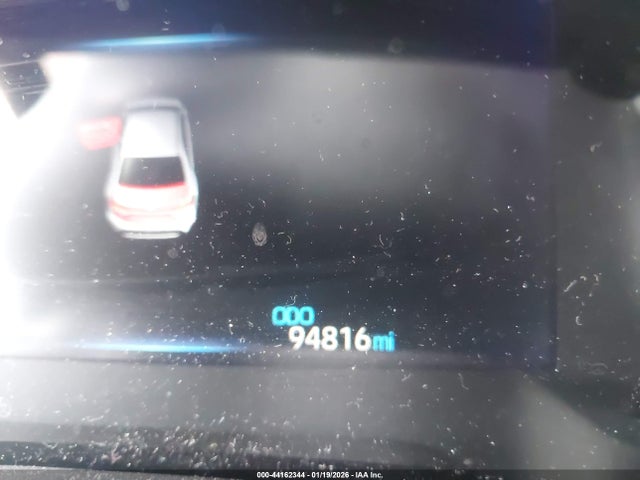 JTDEBRBE3LJ016415 Toyota COROLLA LE
