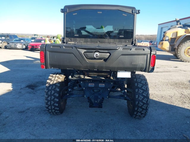 3JBUUAX40SK022423 Can-Am Defender Max