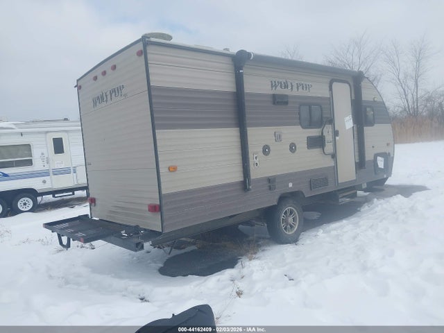 4X4TCKT16HK041294 Forr River Che