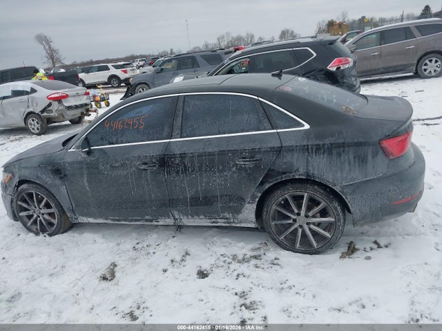 44162455 :رقم المزاد ، WAUACGFF4F1001815 vin ، 2015 Audi A3 1.8t Premium مزاد بيع