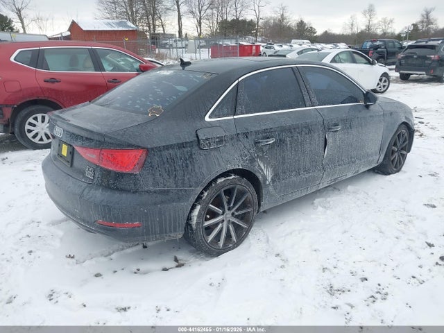 44162455 :رقم المزاد ، WAUACGFF4F1001815 vin ، 2015 Audi A3 1.8t Premium مزاد بيع