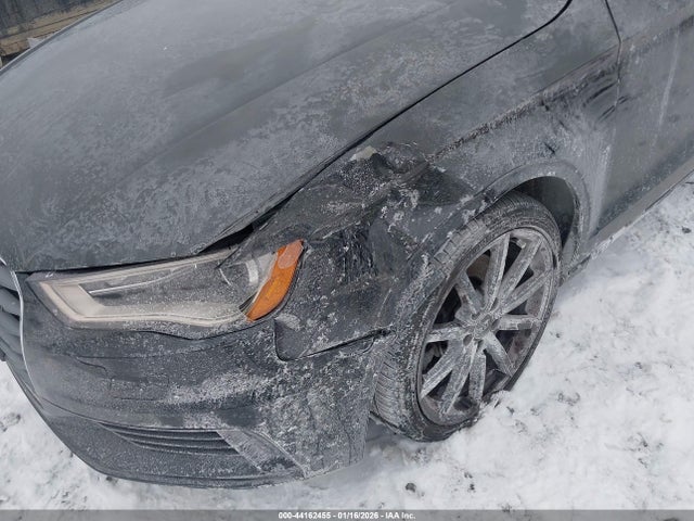 44162455 :رقم المزاد ، WAUACGFF4F1001815 vin ، 2015 Audi A3 1.8t Premium مزاد بيع