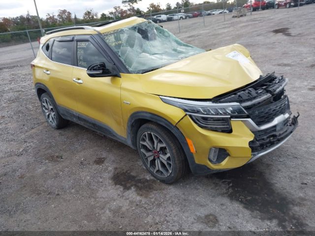 2021 KIA SELTOS KNDETCA27M7158024