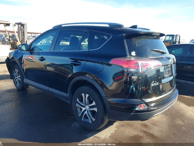 2T3ZFREV6JW515631 Toyota RAV4 LE