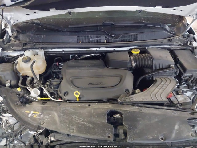 2022 Chrysler Pacifica Touring მანქანა იყიდება აუქციონზე, vin: 2C4RC1FG2NR185397, აუქციონის ნომერი: 44162508