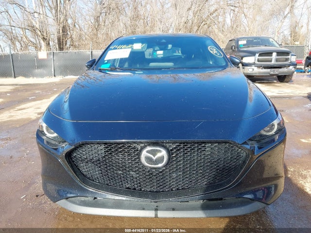 Продажа на аукционе авто 2019 Mazda 3 Preferred, vin: JM1BPAMM8K1111223, номер лота: 44162511