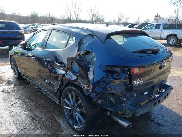 Продажа на аукционе авто 2019 Mazda 3 Preferred, vin: JM1BPAMM8K1111223, номер лота: 44162511