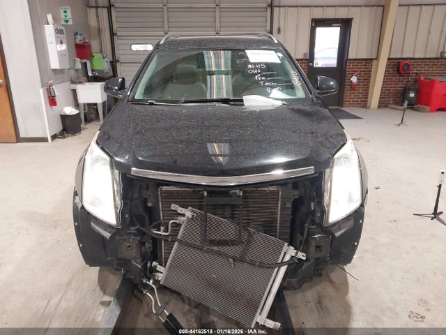2015 Cadillac Srx Performance Collection მანქანა იყიდება აუქციონზე, vin: 3GYFNCE33FS627769, აუქციონის ნომერი: 44162518