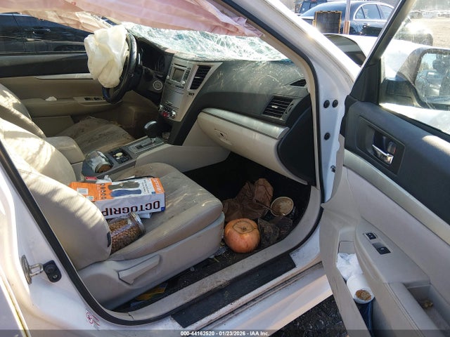4S3BMBC60E3037788 Subaru Legacy 2.5i Premium