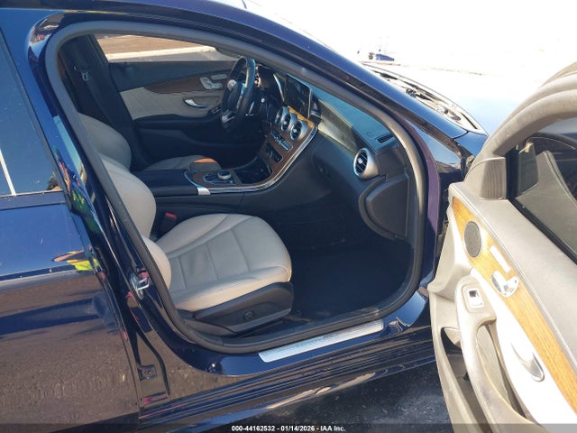 55SWF8DB7LU330791 Mercedes-Benz C 300