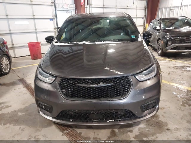 Продажа на аукционе авто 2023 Chrysler Pacifica Hybrid Limited, vin: 2C4RC1S7XPR501542, номер лота: 44162650