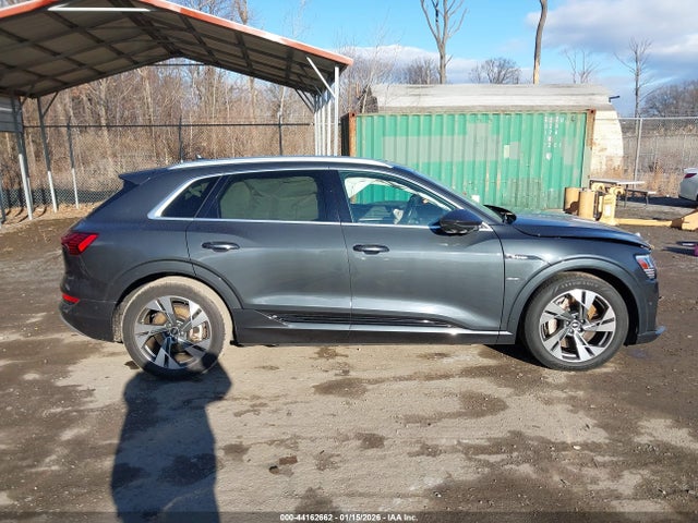 Audi E-tron Premium Plus Quattro 2021 WA1LABGE0MB010040 Image 13