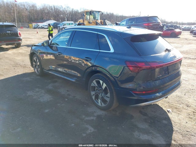 2021 AUDI E-TRON WA1LABGE0MB010040 Photo 2