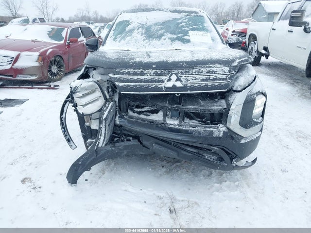 2024 MITSUBISHI OUTLANDER JA4J3UA82RZ062476 Photo 5