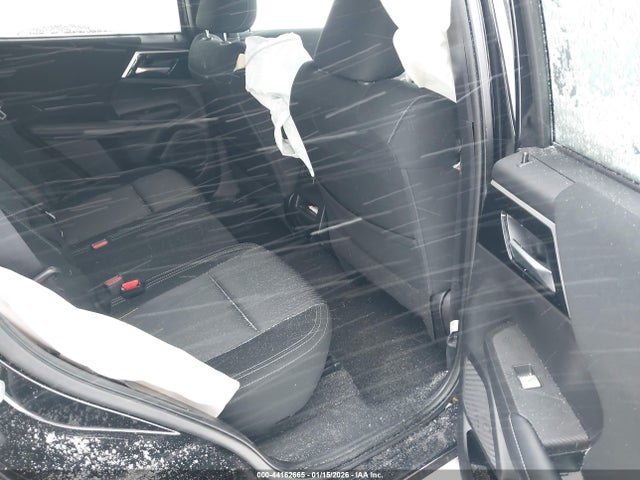 2024 MITSUBISHI OUTLANDER JA4J3UA82RZ062476 Photo 7