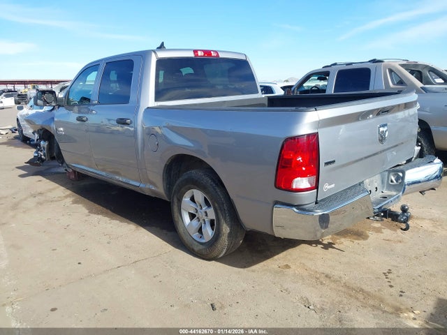 1C6RR6LG1NS198129 RAM 1500 Classic Slt 4x2 5&#039;7 Box