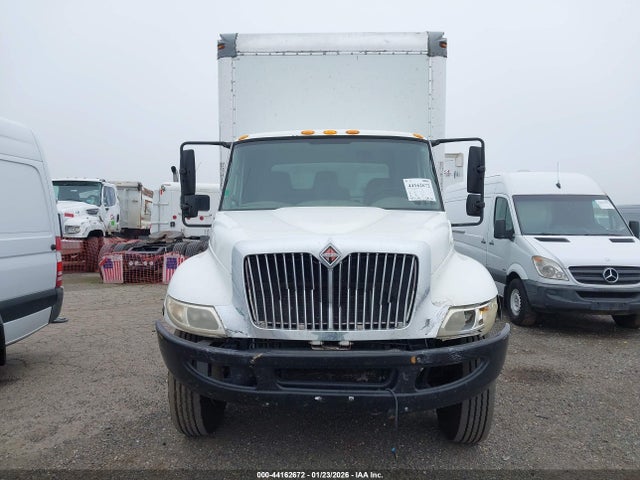 International 4000 4300 2014 1HTMMAALXEH467443 Image 12