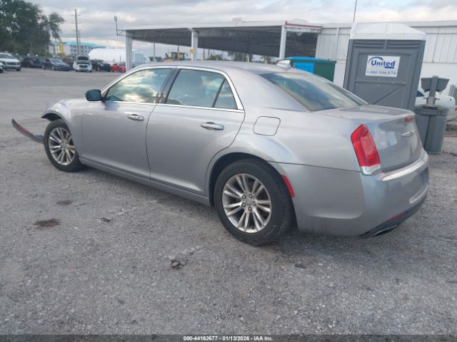 2017 CHRYSLER 300 2C3CCAAGXHH588099 Photo 2