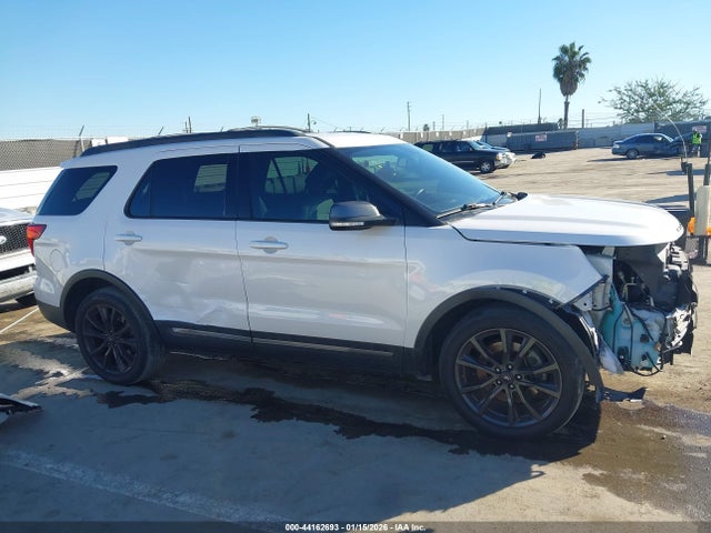 1FM5K7D80HGC55478 Ford EXPLORER XLT
