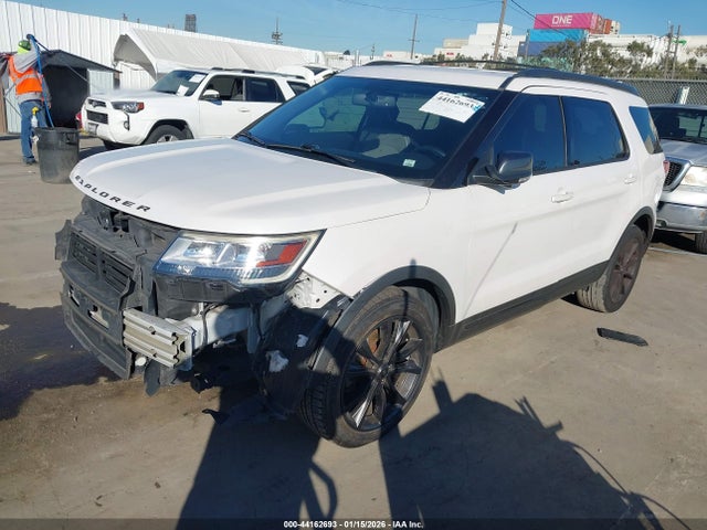 1FM5K7D80HGC55478 Ford EXPLORER XLT