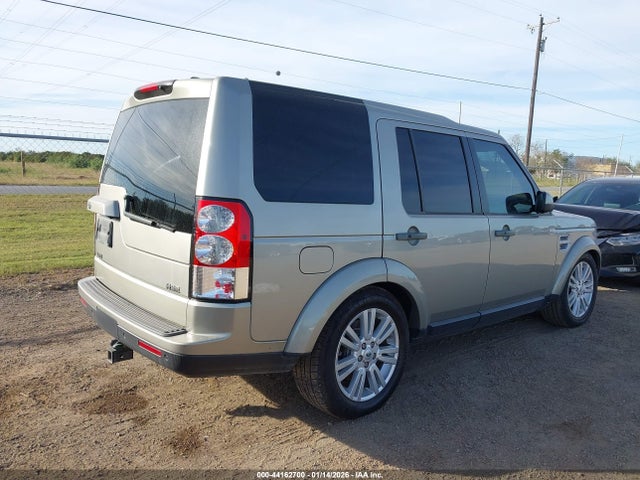 2011 LAND ROVER LR4 SALAK2D44BA585159 Photo 3
