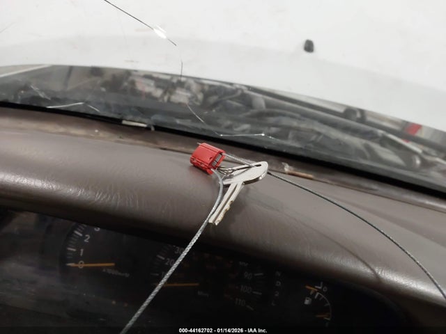 2000 TOYOTA TUNDRA 5TBBT4418YS016572 Photo 10