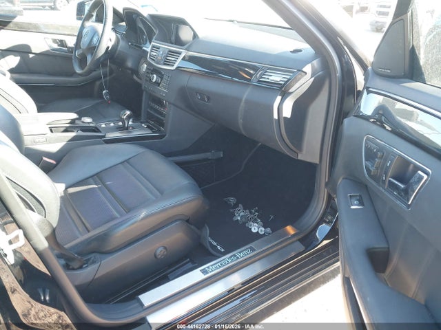 2010 MERCEDES-BENZ E 63 AMG WDDHF7HB0AA151258 Photo 4