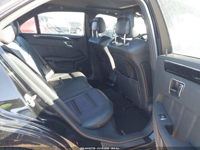 2010 MERCEDES-BENZ E 63 AMG WDDHF7HB0AA151258 Photo 7