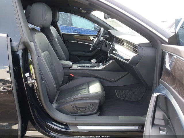 2019 AUDI A7 WAUR2AF21KN051574 Photo 4