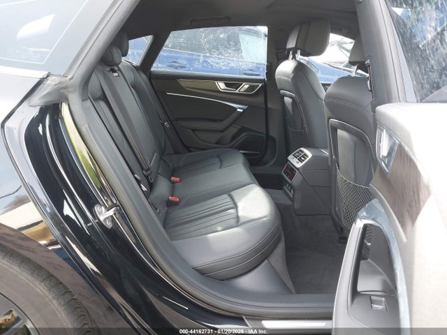 2019 AUDI A7 WAUR2AF21KN051574 Photo 7