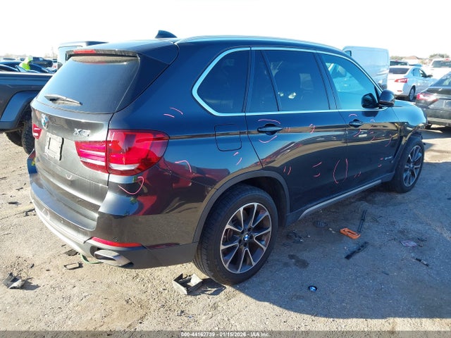 2018 BMW X5 5UXKR2C51J0Z19359 Photo 3