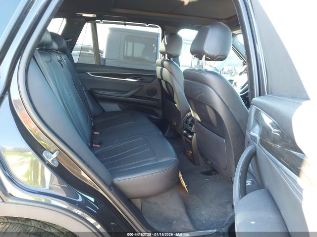 2018 BMW X5 5UXKR2C51J0Z19359 Photo 7