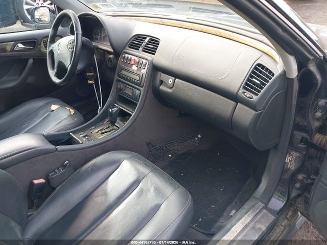 2002 MERCEDES-BENZ CLK 55 AMG WDBLK74G32T117580 Photo 4